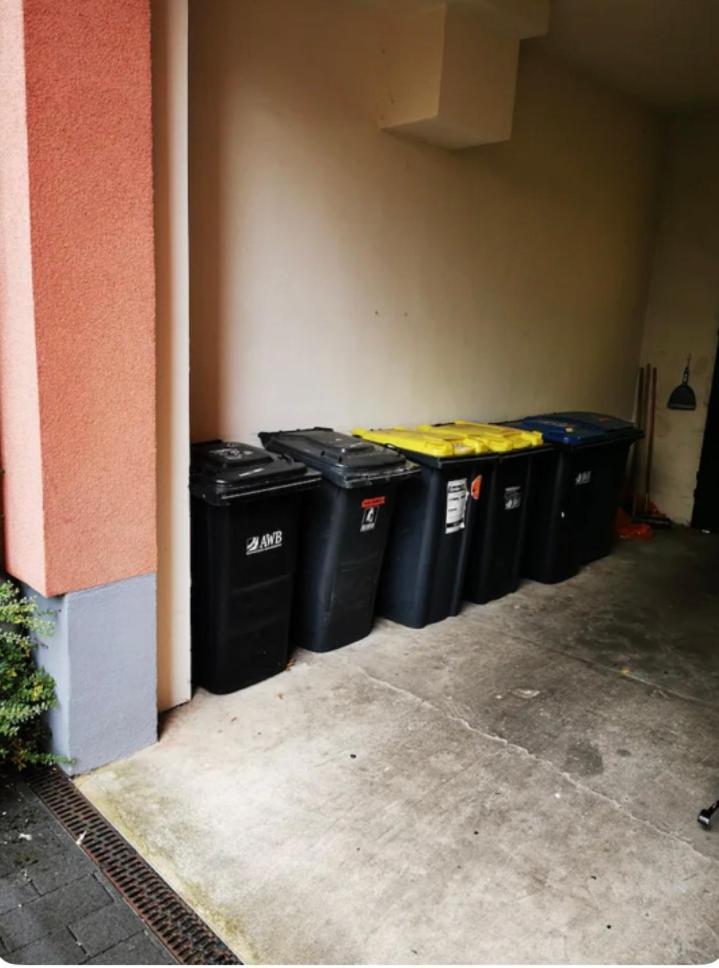 "Greensun-Homes" Messe, Flughafen Und Zentrums Nah, Ruhig, Modern, Schnelles Wlan, Balkon Und Kueche, Freies Parken, 4 Schlafplaetze Moeglich Cologne Luaran gambar